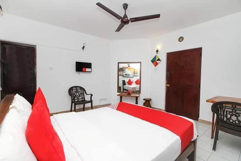 Oyo 459 Barasti Beach Resort Kalutara Exterior photo