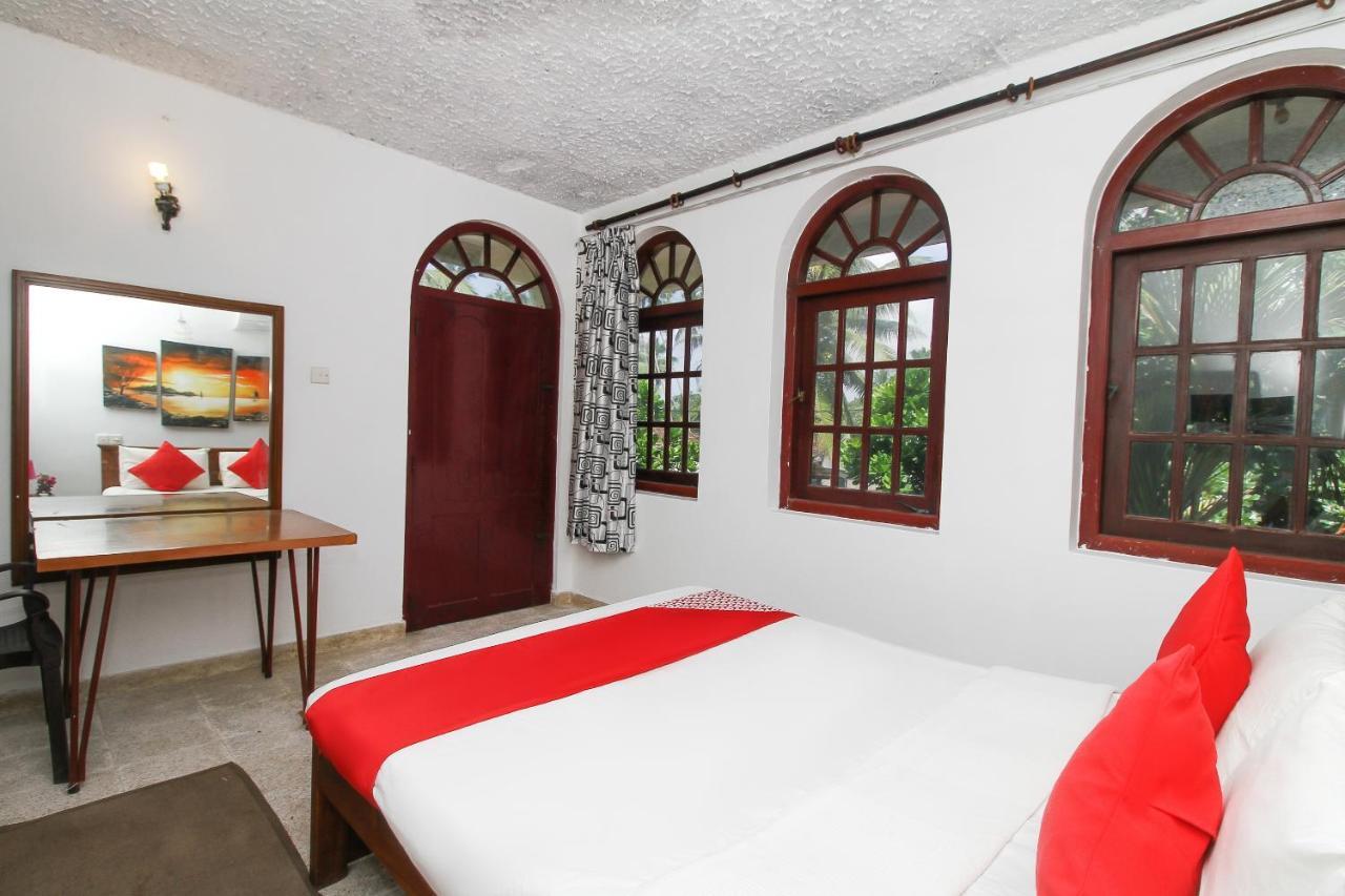 Oyo 459 Barasti Beach Resort Kalutara Exterior photo