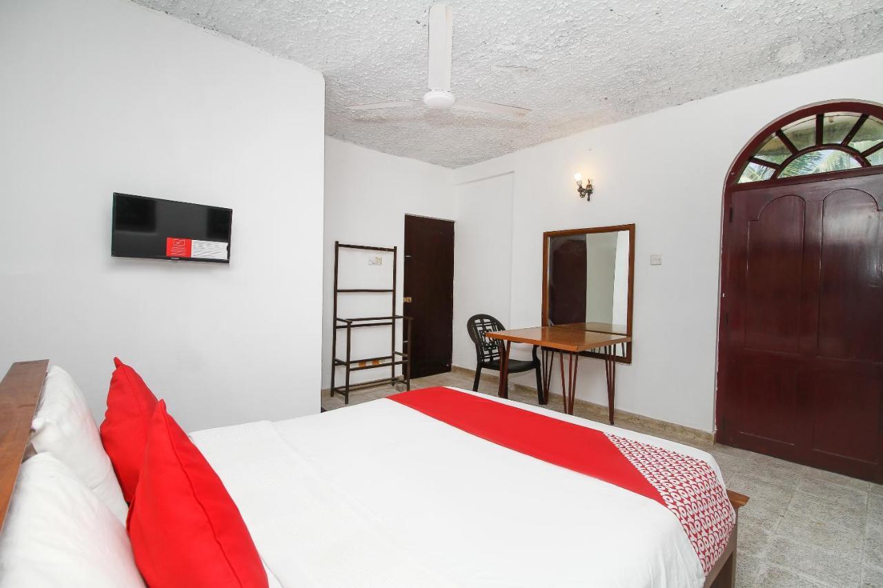 Oyo 459 Barasti Beach Resort Kalutara Exterior photo