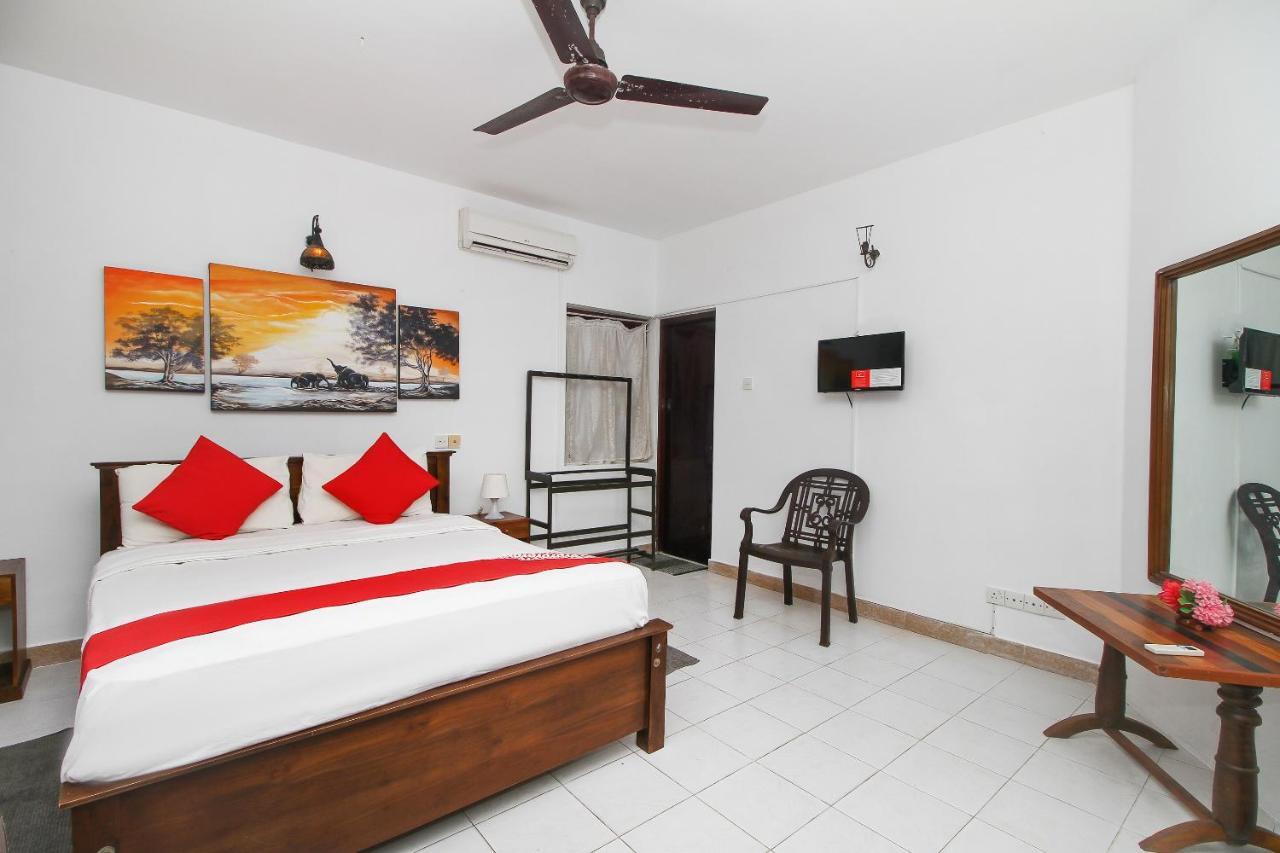 Oyo 459 Barasti Beach Resort Kalutara Exterior photo